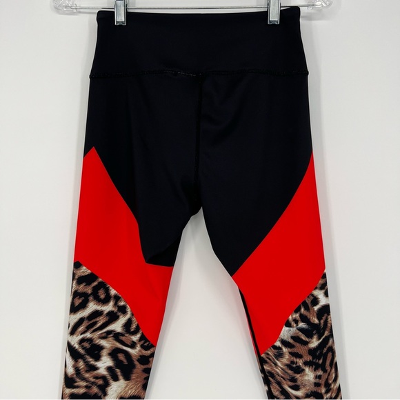 NEW Yelete Womens Active Leggings Workout Black/Red/Leopard Waist Pocket - Picture 8 of 13